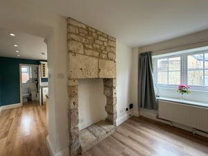 Lounge to Kitchen- click for photo gallery